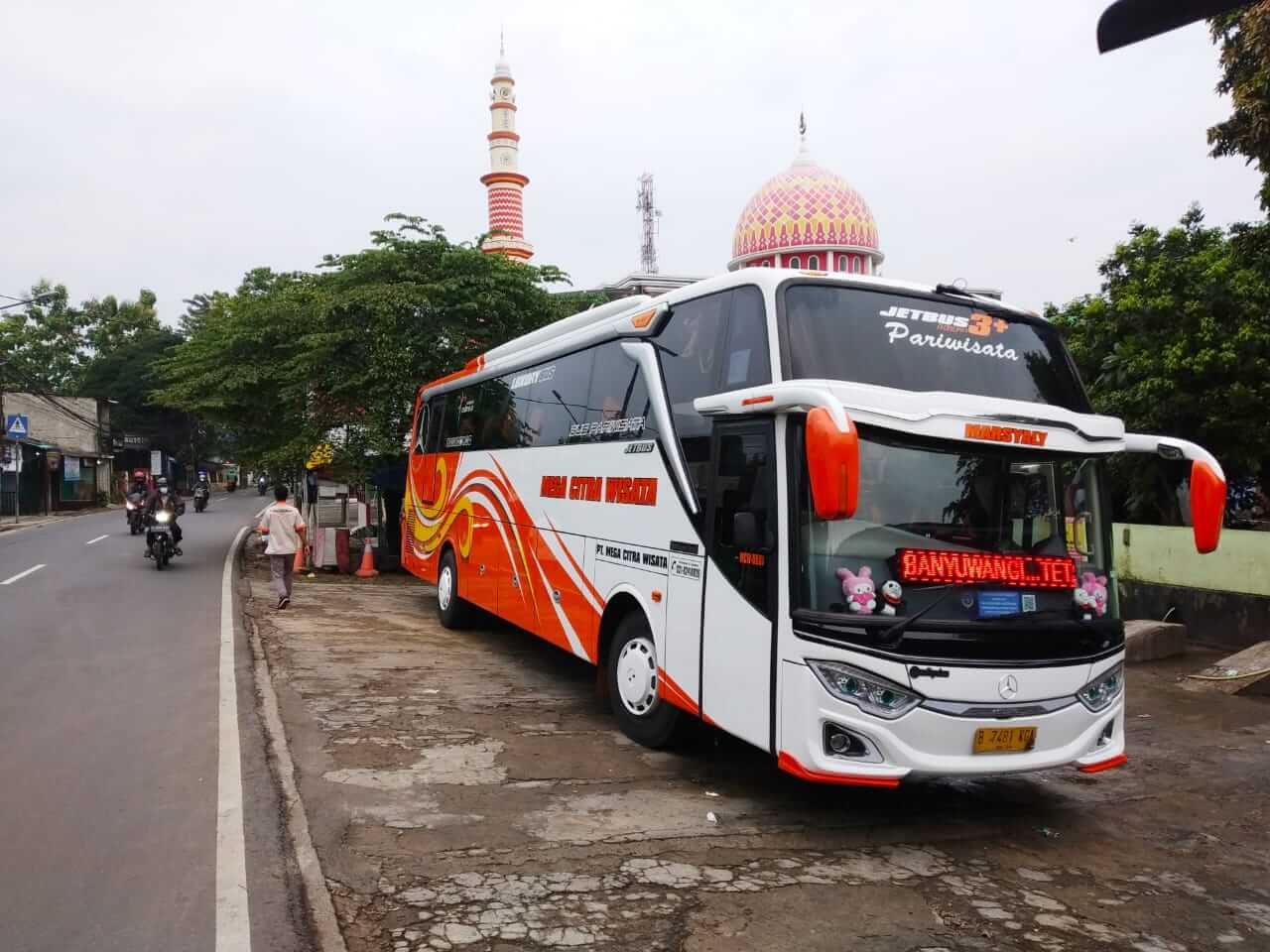 Keunggulan Sewa Bus