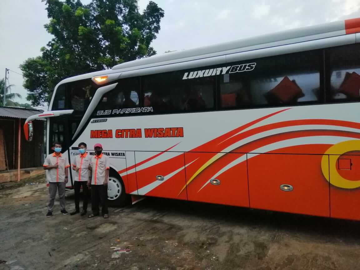 sewa bus mega citra wisata