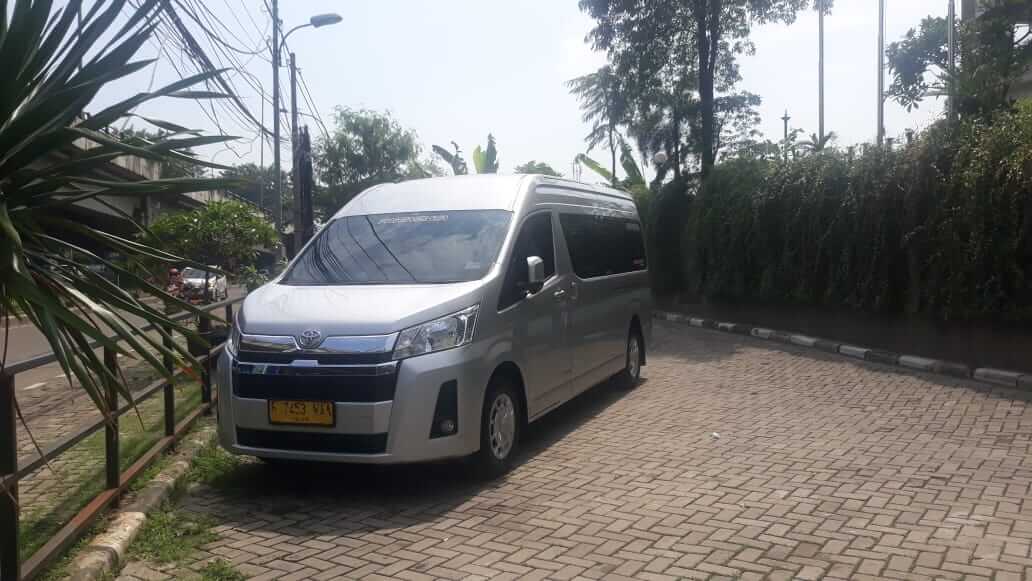 Sewa Hiace