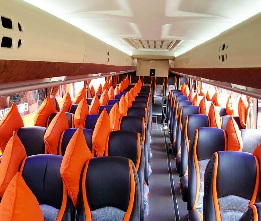 Interior Bus Pariwisata