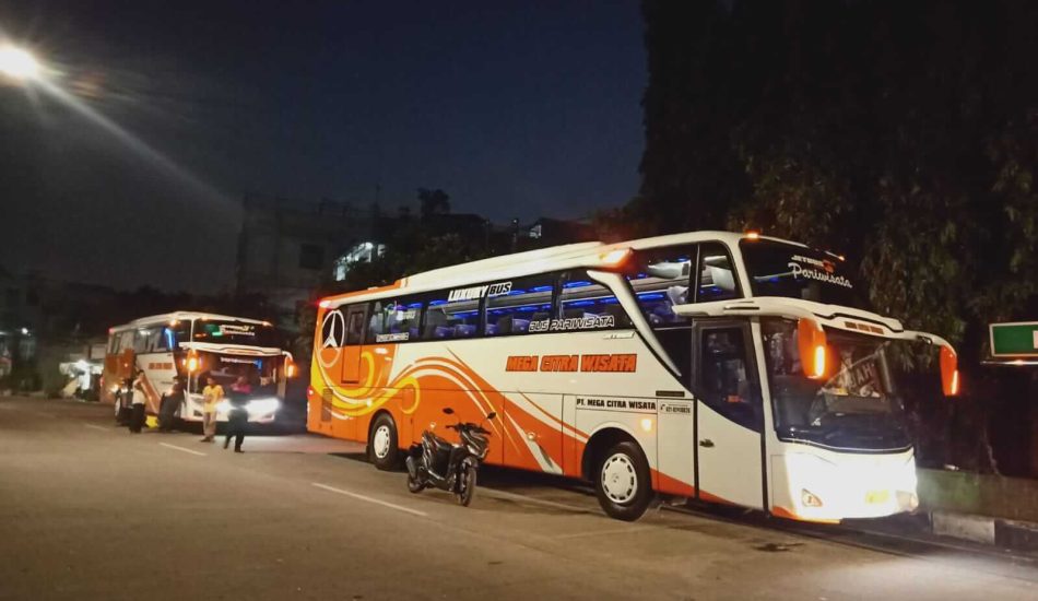 biaya sewa bus pariwisata